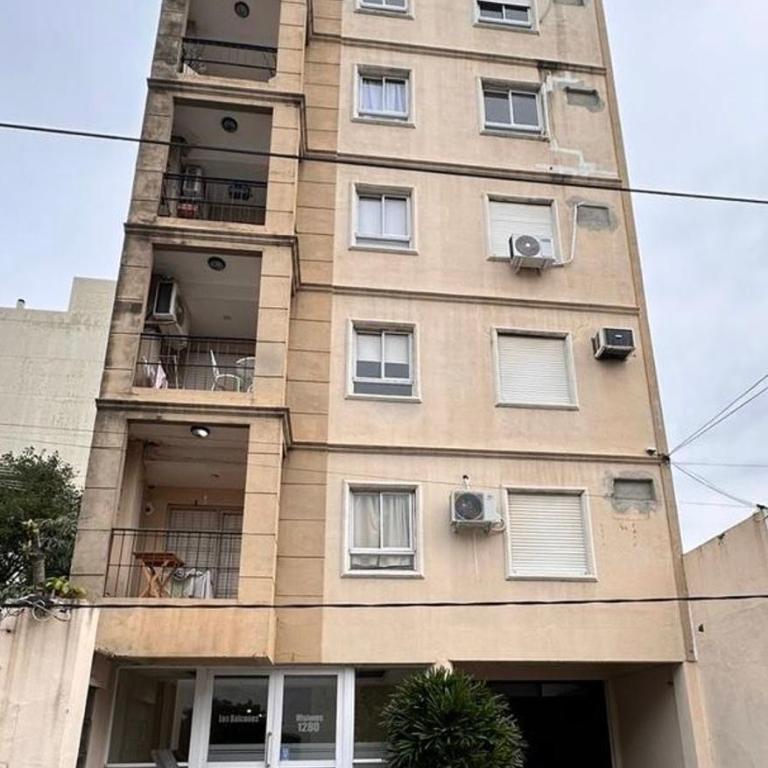 Departamento DE 1 HABITACION en el centro - One-Bedroom Apartment - 12