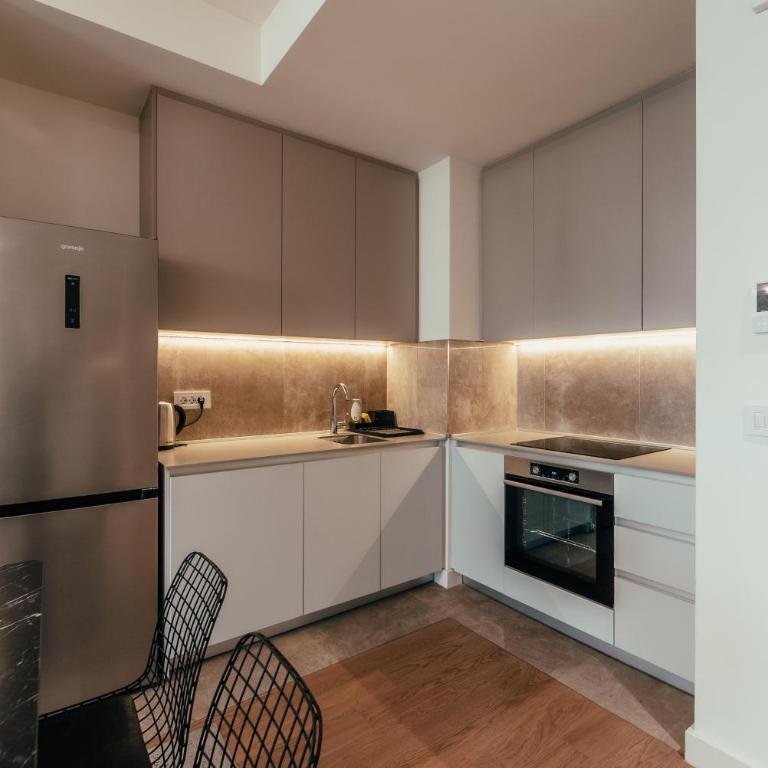 BW Dolce Residenza - One-Bedroom Apartment with Balcony and City View - 6