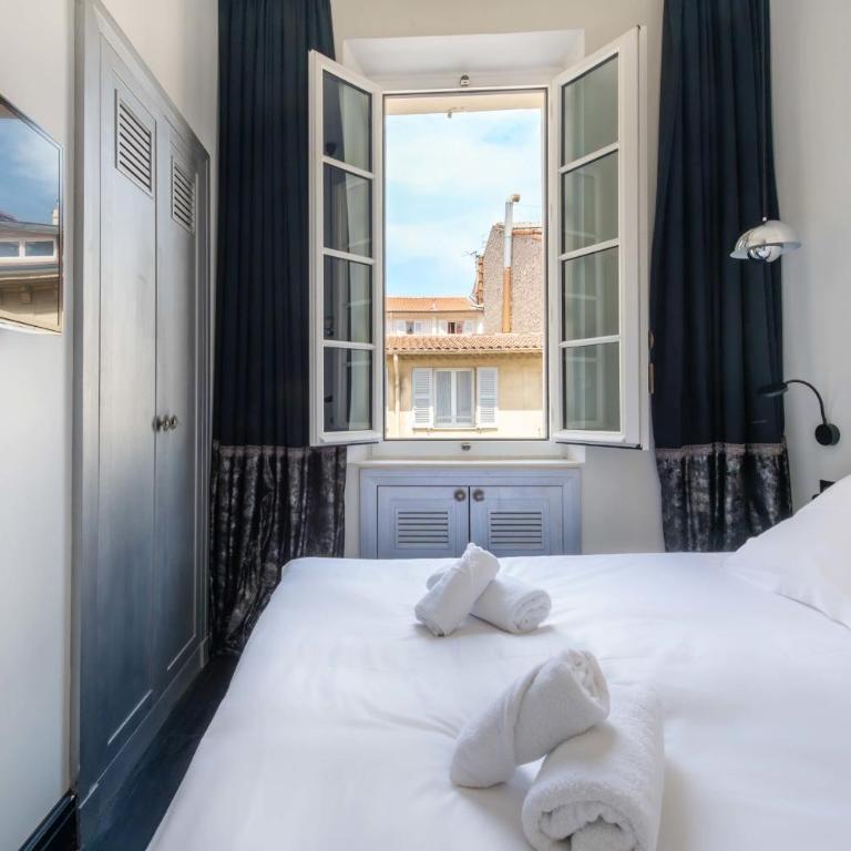 Prestige et Confort Face au Palais des Festivals - Appartement - 26