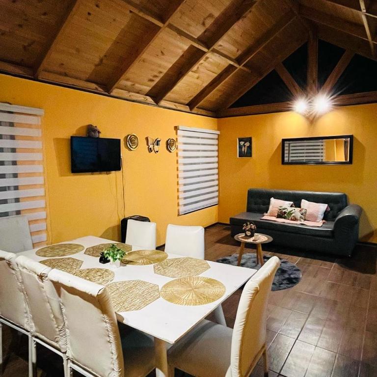 Propiedades Buda-Tongoy-Chile - Casa de 4 dormitorios - 1