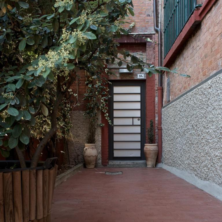 B&B Design - Camera Matrimoniale con Bagno Privato - 3