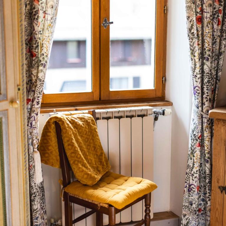 Gîte et chambres d'hôtes "La Tourtette" 12 pers - Small Double Room - 8