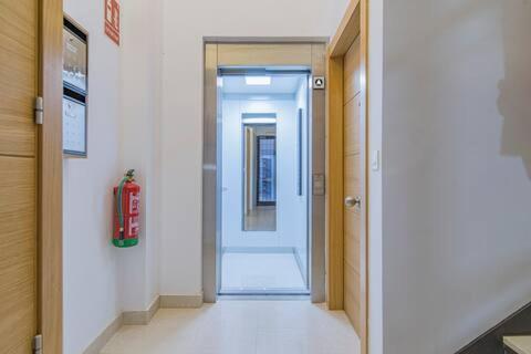 AlojaT Granada Corazones II - Two-Bedroom Apartment - 25