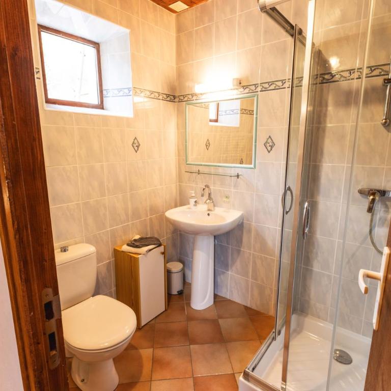 Gîte et chambres d'hôtes "La Tourtette" 12 pers - Small Double Room - 13