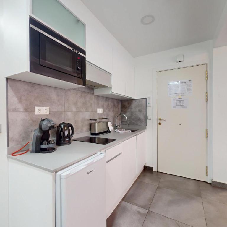 Myflats Premium Teatro - One-Bedroom Apartment - 8