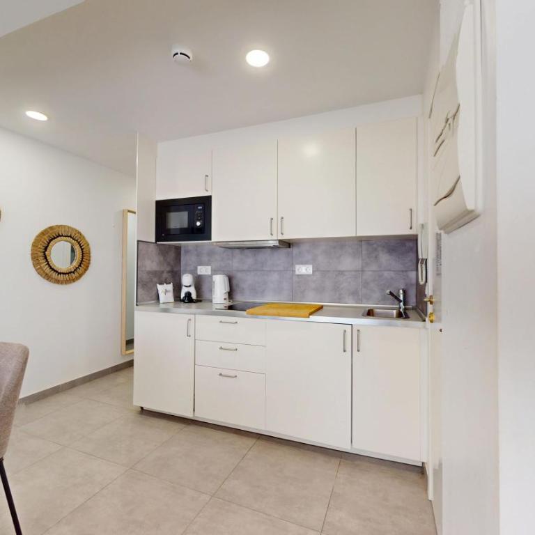 Myflats Premium Teatro - Two-Bedroom Apartment - 4