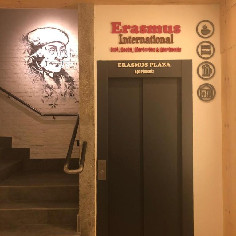 ERASMUS PLAZA - Apartamento Deluxe - 3