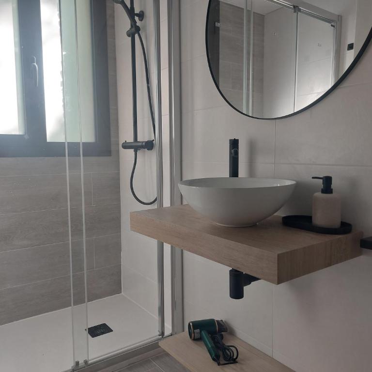 Apartamentos Ordesa Ainsa - Two-Bedroom Standard Apartment - 9