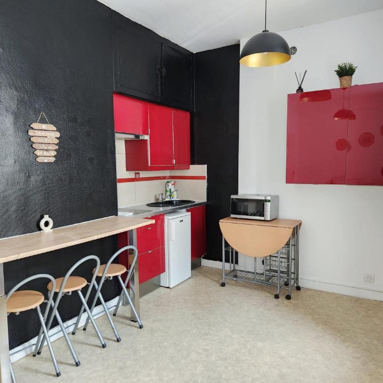 Charmant studio proche de la place Wilson - Apartamento de 1 dormitorio - 2