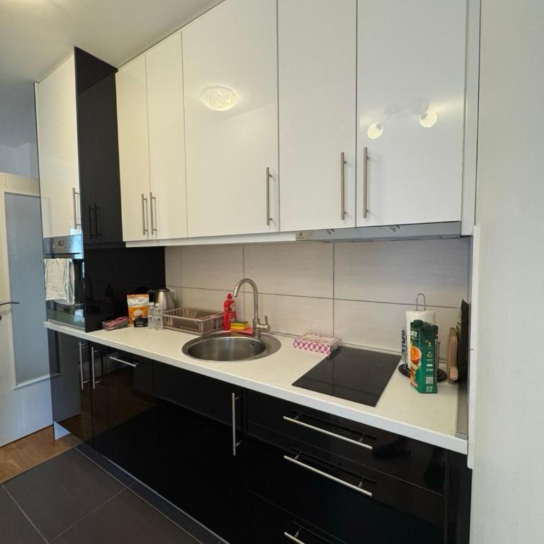 Little bee - One-Bedroom Apartment - 6
