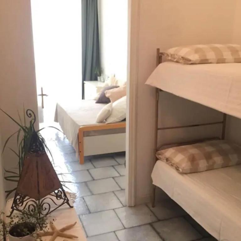 Casa Laura a due passi dal mare - Two-Bedroom Apartment - 4