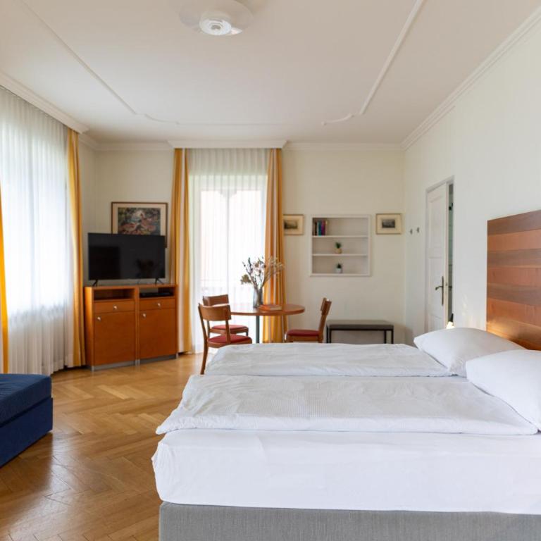 Suite Stays by Hotel La Perla - Junior Suite Panorama with Balcony-Villa Giuliano - 10