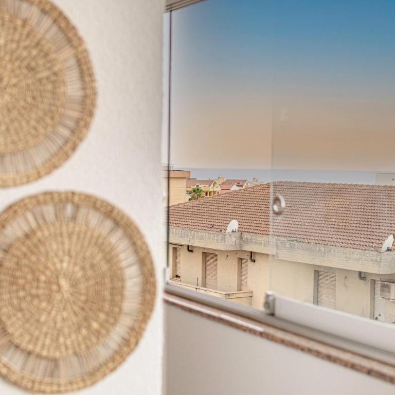 Barceloneta Experience Suite & Rooms - Deluxe Double Room with Balcony - 1
