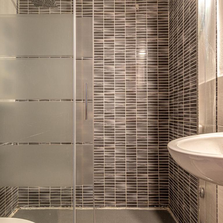 Barceloneta Experience Suite & Rooms - Deluxe Double Room with Balcony - 13