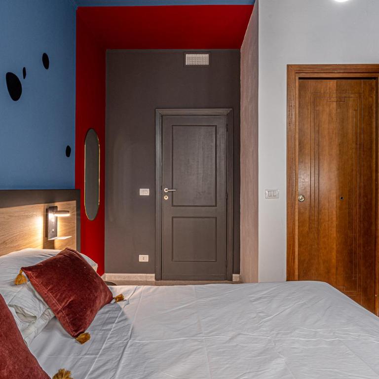 Barceloneta Experience Suite & Rooms - Double Room with Mountain View - 22