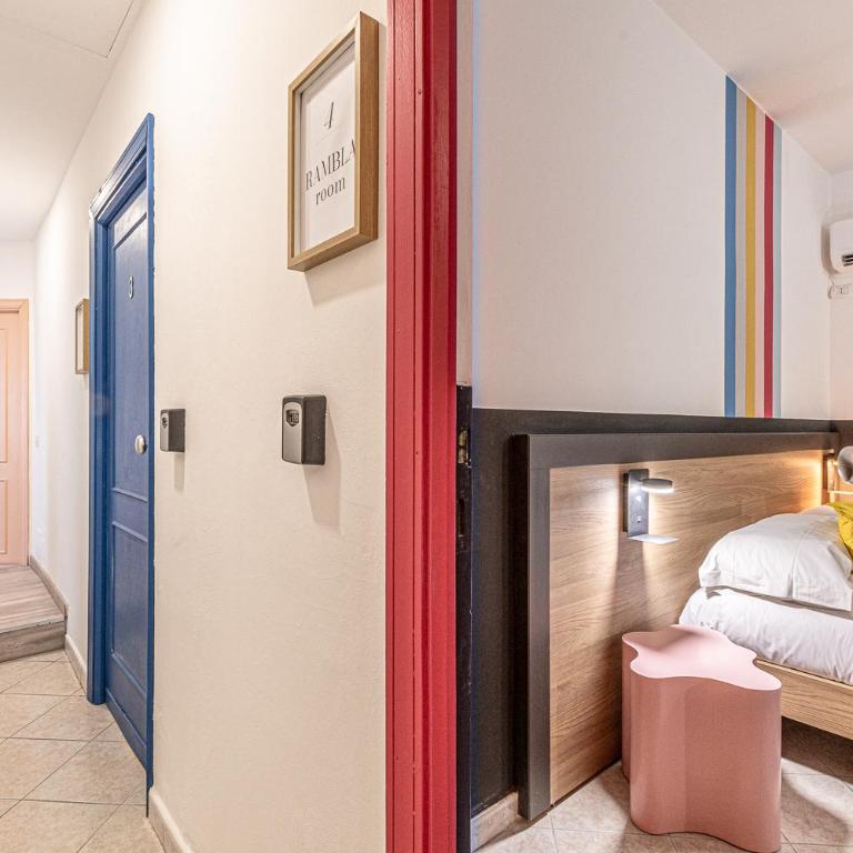 Barceloneta Experience Suite & Rooms - Deluxe King Room - 16
