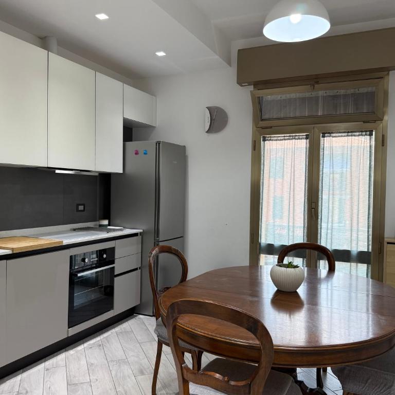 Orlandi Elegant Apartment - Appartamento con 2 Camere da Letto e Balcone - 23