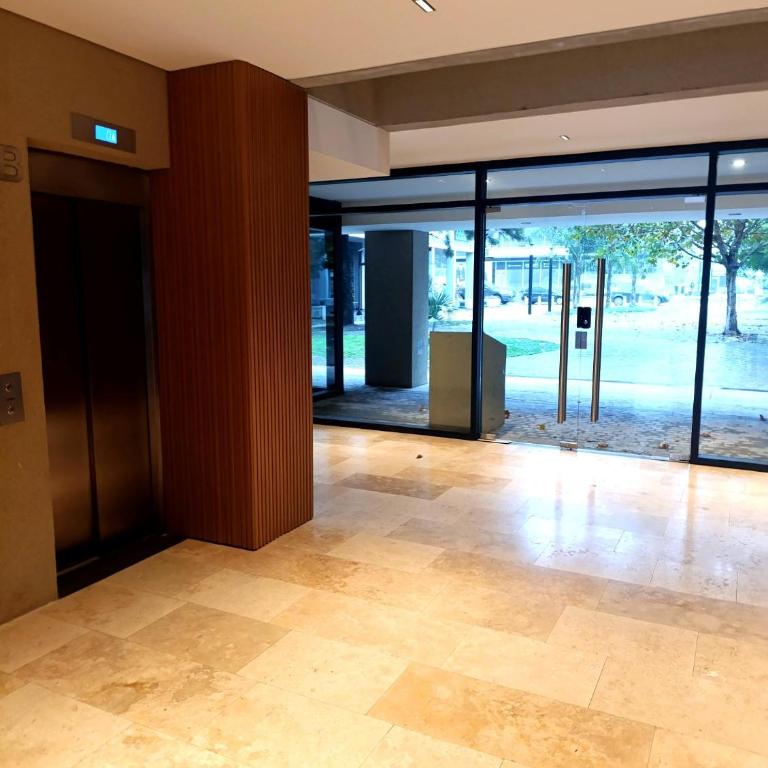 Hermoso Departamento en alquiler, Edificio Agora I, Villa Rosa - Apartamento de 1 dormitorio - 12