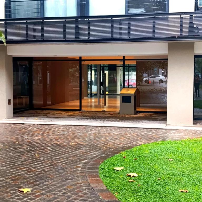 Hermoso Departamento en alquiler, Edificio Agora I, Villa Rosa - Apartamento de 1 dormitorio - 13