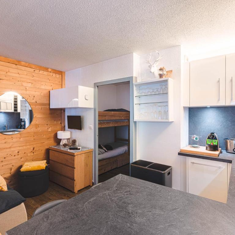 Vue montagne parking privé balcon - Apartment with Mountain View - 16