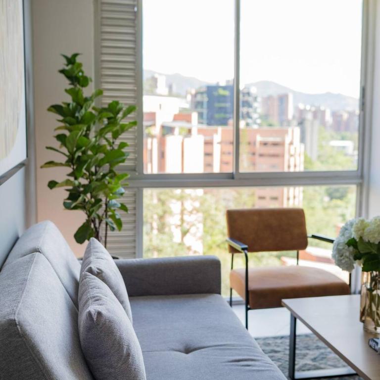 Sunsets on the 14th Floor - 5 minutes from Provenza Medellin - Two-Bedroom Apartment - 8