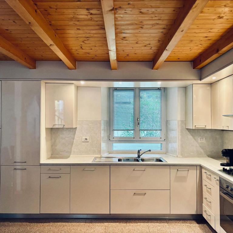 La Ca Rosa - Three-Bedroom House - 2