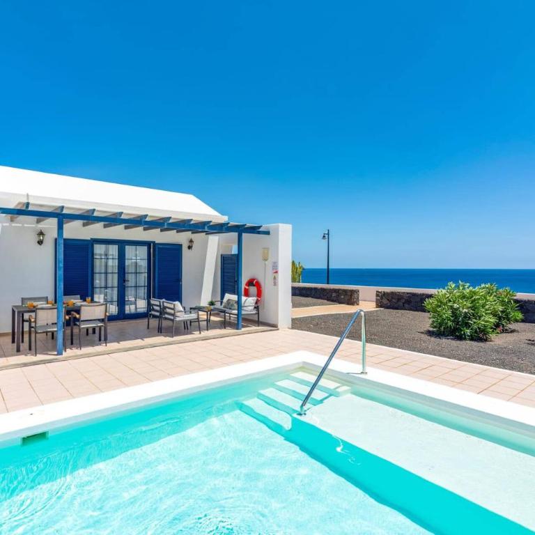 Villa Seasol 2 by Villa Plus - Villa - 10