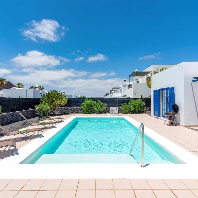 Villa Seasol 2 by Villa Plus - Villa - 17