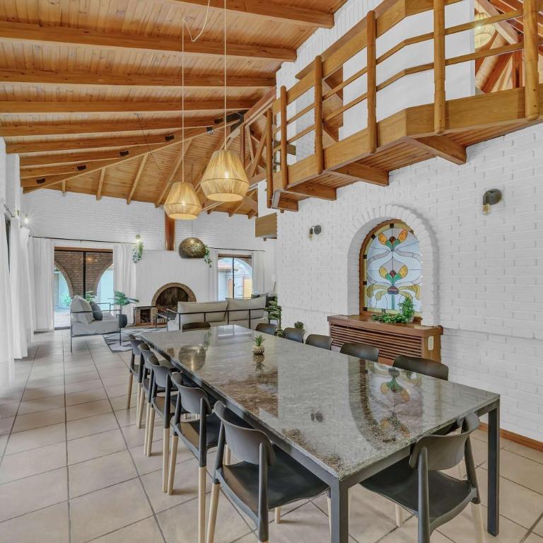 MOT Wine Country Villa 20 pax 9 Bd Pool & Jacuzzi - Villa - 42