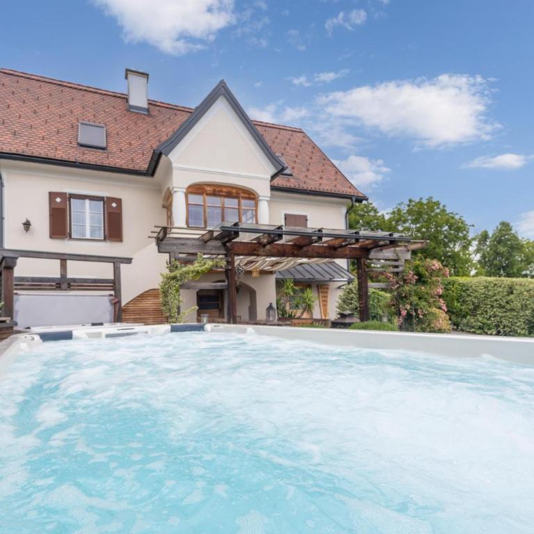 das "Ferienhaus Eibiswald" Landhaus Refugium im Schilcherland - Sauna und Spa - Standard Villa - 3