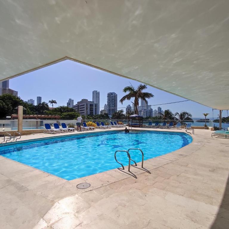 Cartagena Beach con vista al mar - Three-Bedroom Apartment - 1