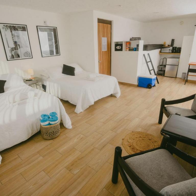 BeachView & Balcony 3905 - One-Bedroom Apartment - 4