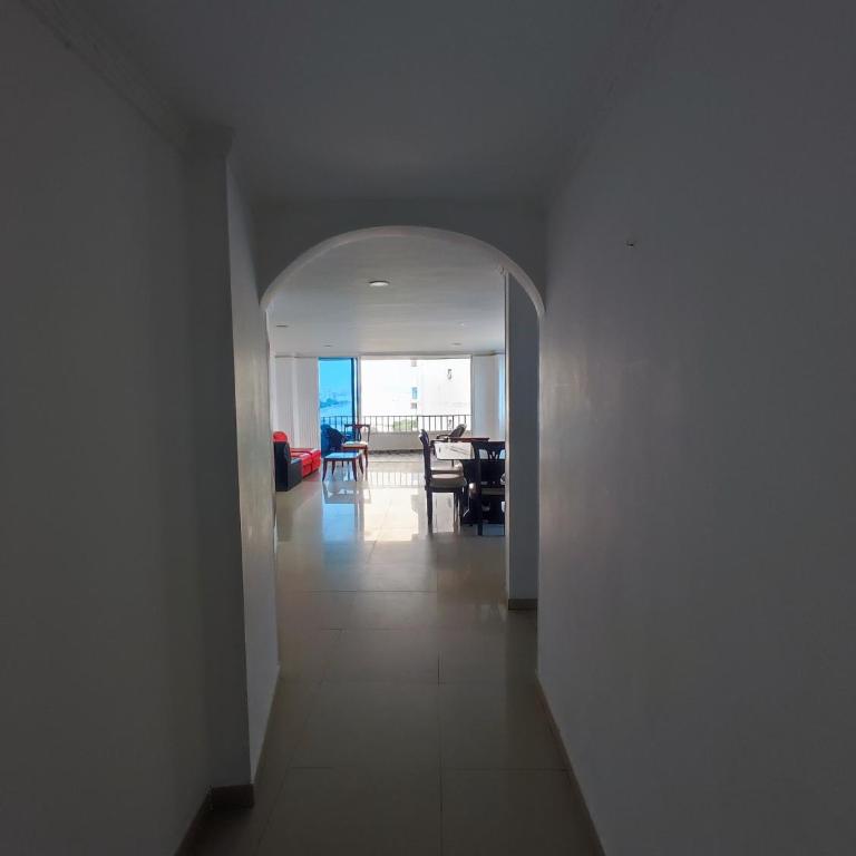 Cartagena Beach con vista al mar - Three-Bedroom Apartment - 17