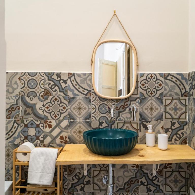 L'angolo floreale House- Catania - Double Room with Terrace - 3