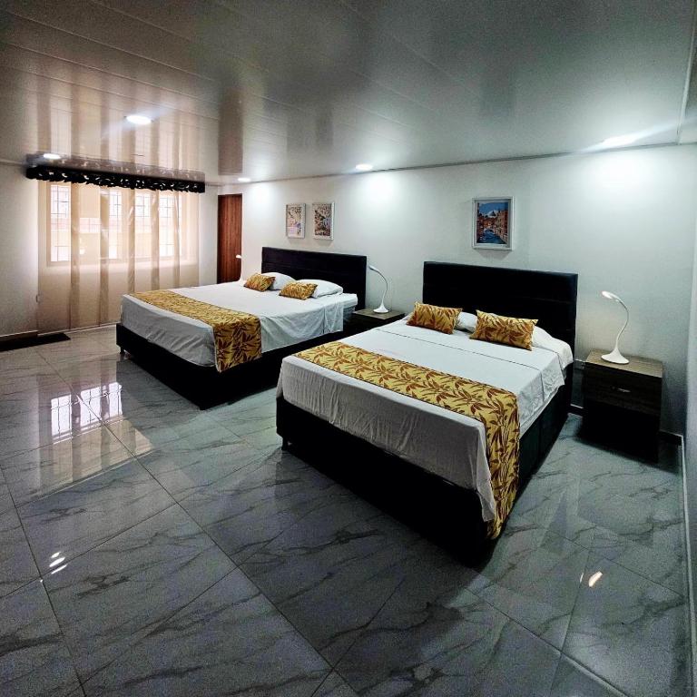 Casa Campestre La Rosita - Deluxe Queen Room with Two Queen Beds - 1
