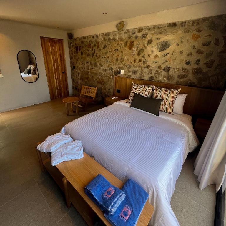 Perla Roca Hotel Boutique - Beach Front - Deluxe Double Room with Sea View - 3