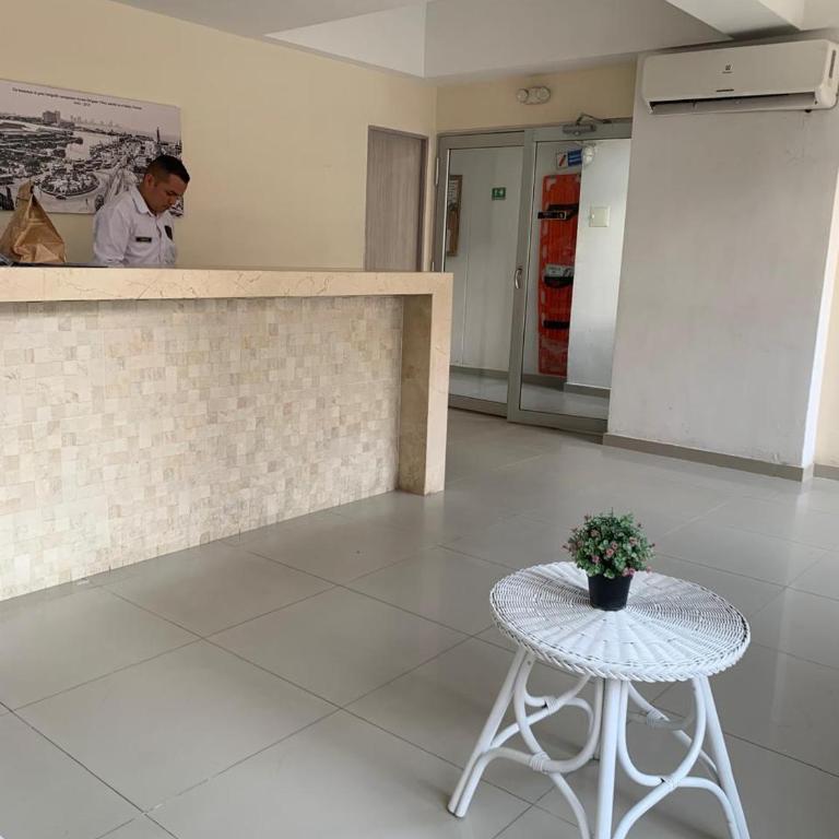 Comodo apto 3 hab cerca a la playa - Apartamento de 3 dormitorios - 10