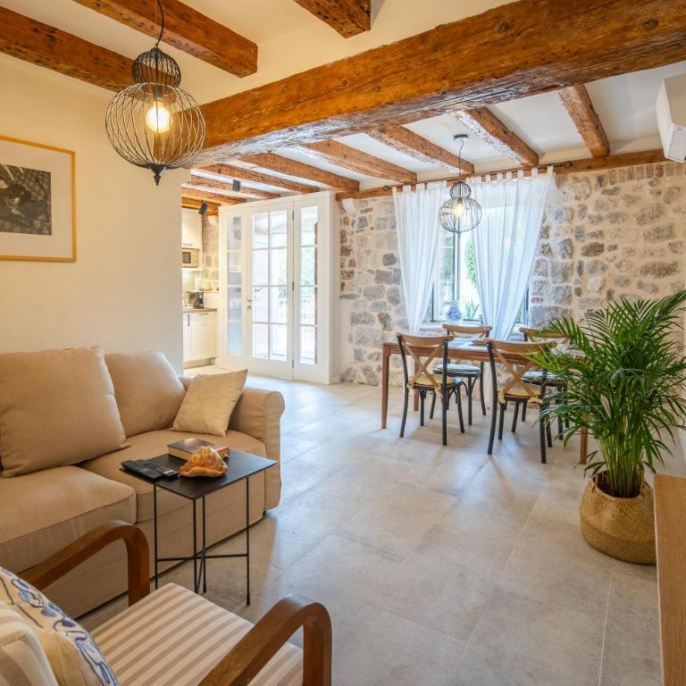 Villa Carmen - Two-Bedroom Villa - 16