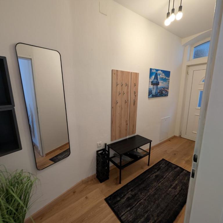 Flataid Apartment Prankergasse direkt beim Bahnhof - Apartment mit 2 Schlafzimmern - 4