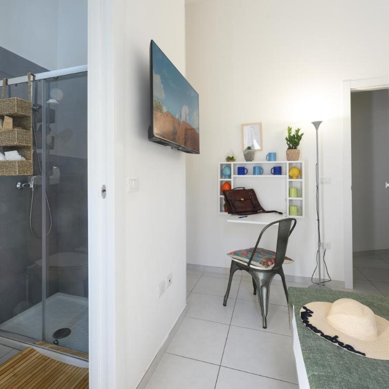 Dimora Rudiae - Camera Matrimoniale con Bagno Privato - 11