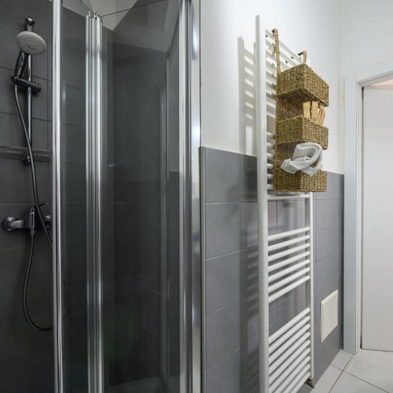 Dimora Rudiae - Camera Matrimoniale con Bagno Privato - 13