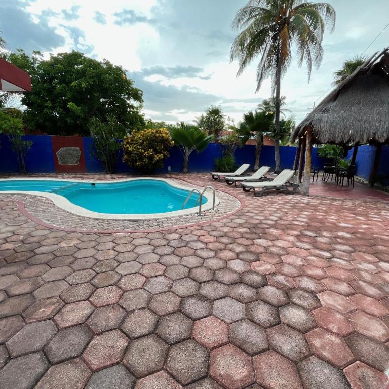 Family home with private pool, Casa Palapa - Three-Bedroom House - 12