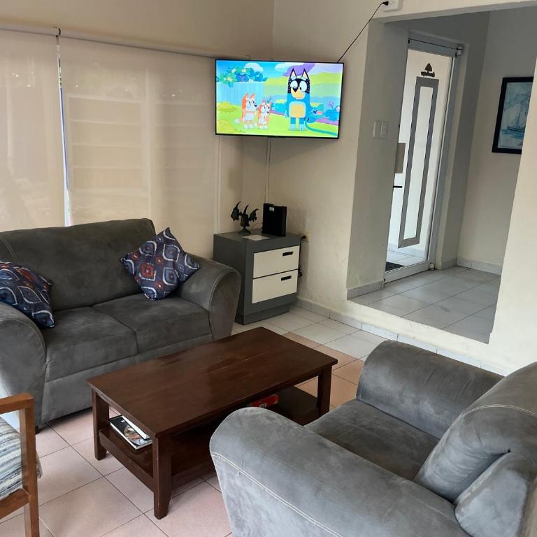 Family home with private pool, Casa Palapa - Three-Bedroom House - 17