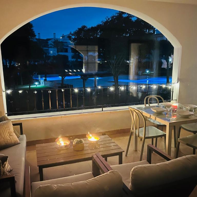 Renovated 2-Bed Apartment with Pool view - La Torre Golf Resort - Apartamento de 2 dormitorios - 16