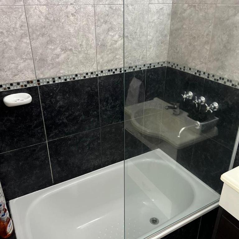 Departamento amplio y luminoso de categoría - Apartamento de 1 dormitorio - 5