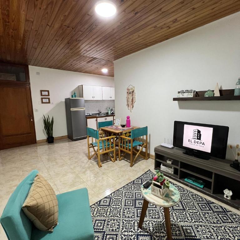 El Depa 5 - Cerca de todo- - One-Bedroom Apartment with City View - 1