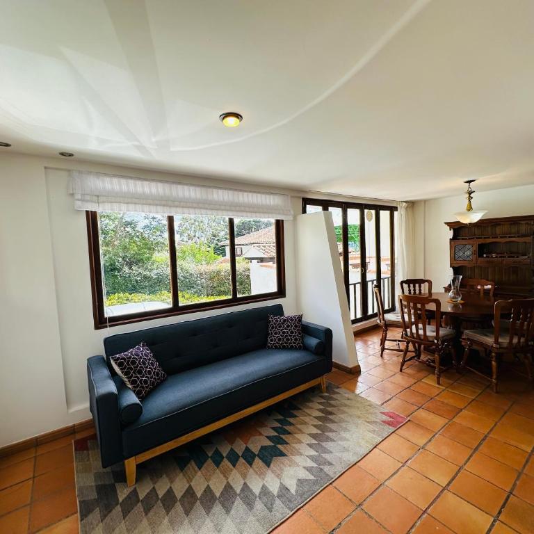 Bruma-Casa familiar cerca a la Plaza Ppal - Two-Bedroom House - 1