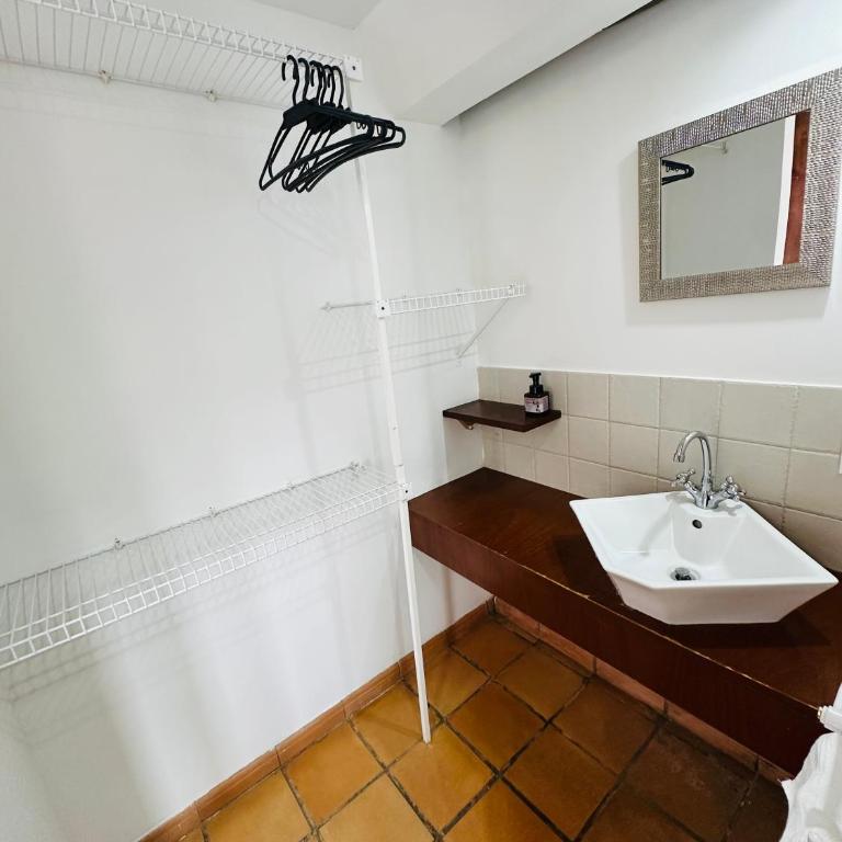 Bruma-Casa familiar cerca a la Plaza Ppal - Two-Bedroom House - 16