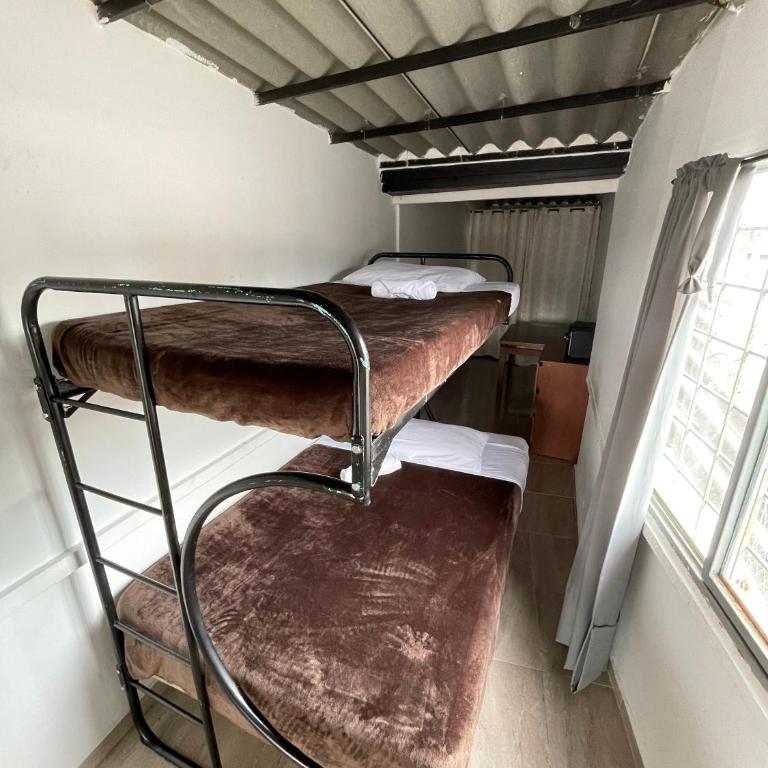 Amplio apartamento en el centro de Pereira con terraza - Apartamento de 3 dormitorios - Planta Alta - 16