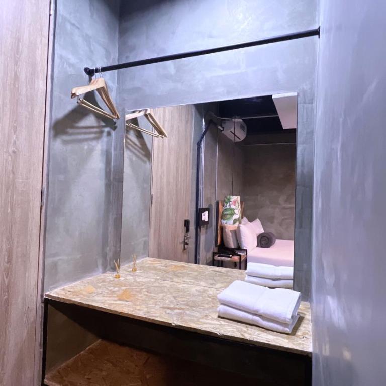 Stylish Stay near Lleras Park - Superior Double Room - 12